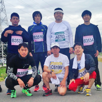仕事仲間とのスポーツでリフレッシュ